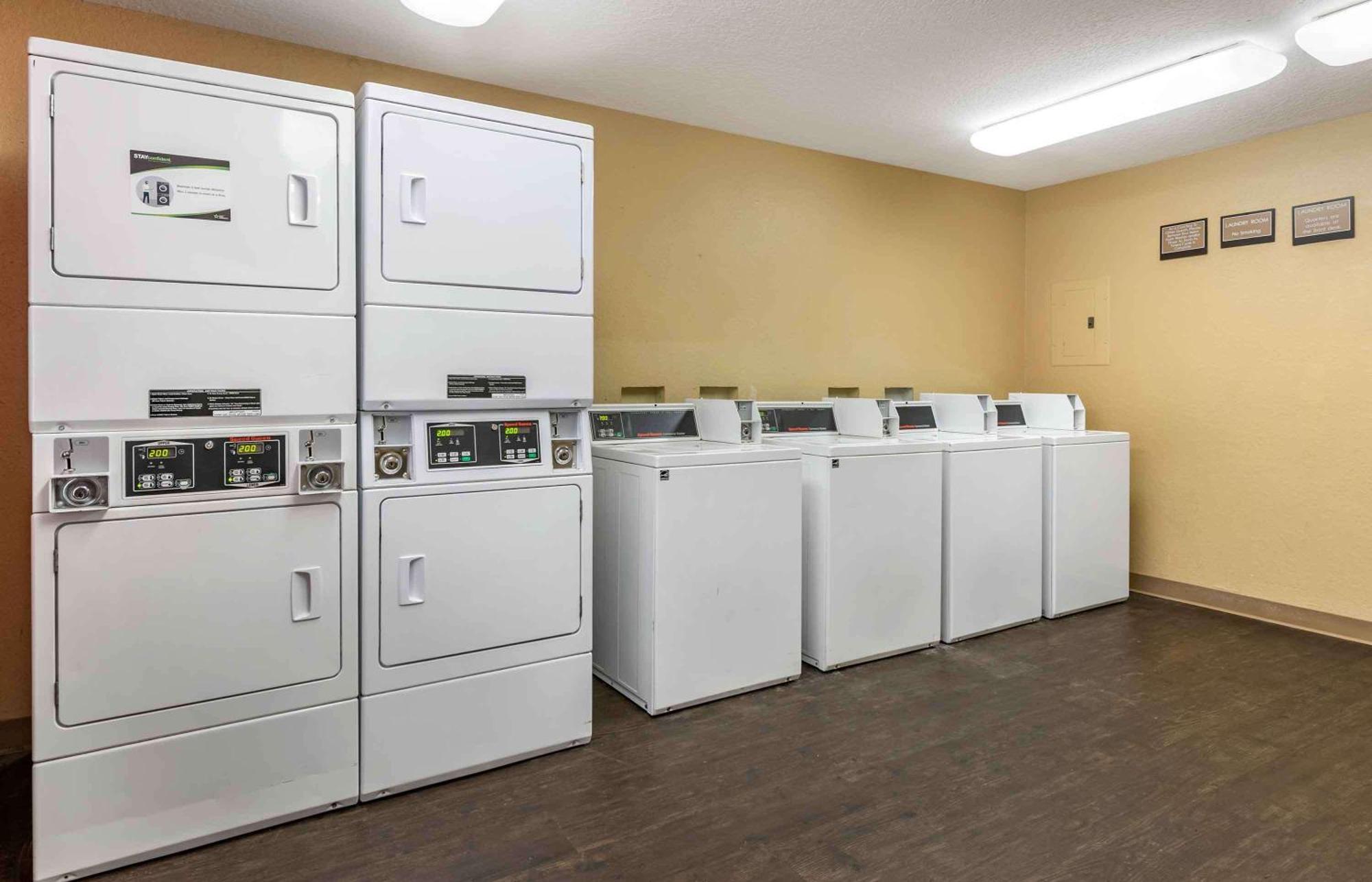 Extended Stay America Select Suites - Orlando - Maitland - Summit Tower Blvd Altamonte Springs Exterior photo