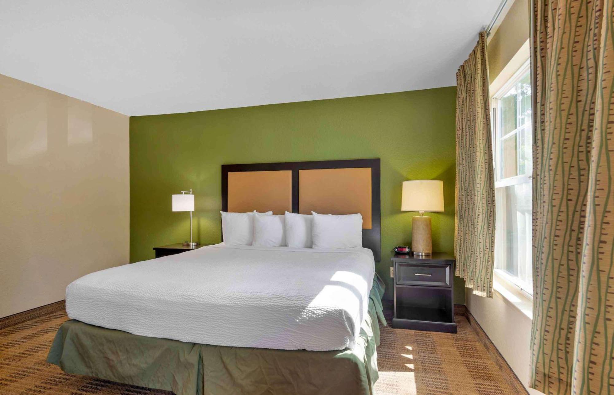 Extended Stay America Select Suites - Orlando - Maitland - Summit Tower Blvd Altamonte Springs Exterior photo