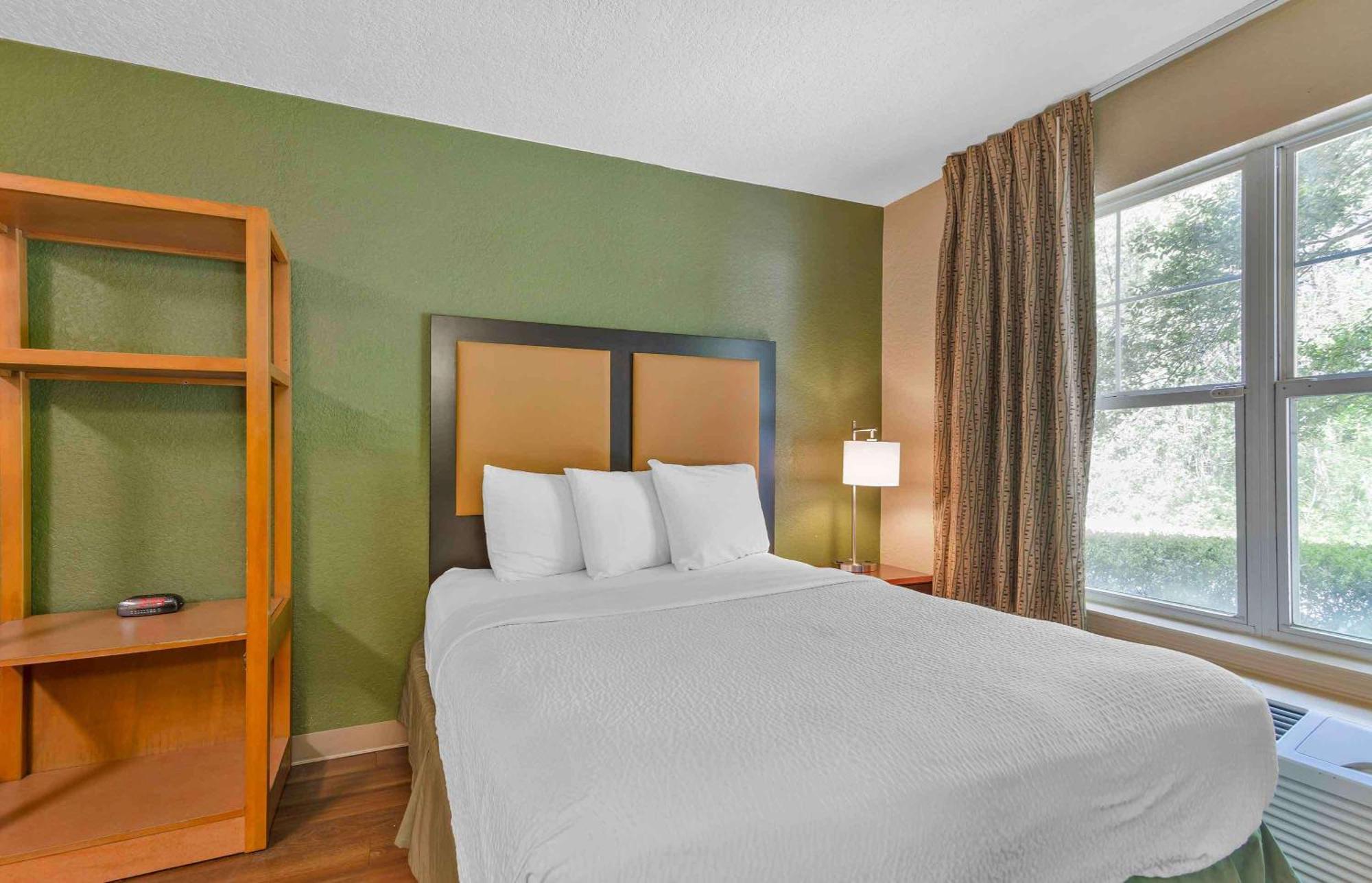Extended Stay America Select Suites - Orlando - Maitland - Summit Tower Blvd Altamonte Springs Exterior photo