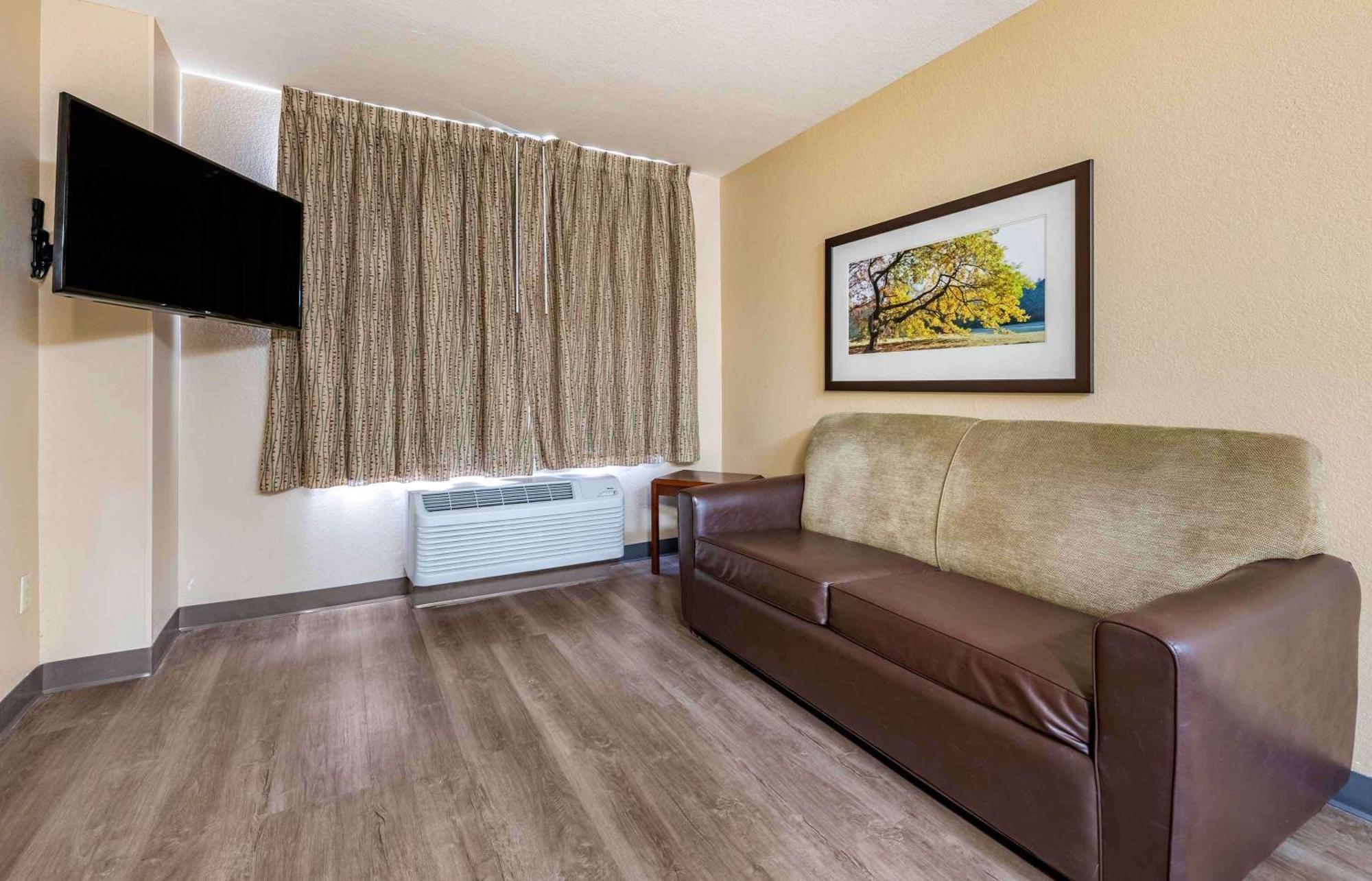 Extended Stay America Select Suites - Orlando - Maitland - Summit Tower Blvd Altamonte Springs Exterior photo