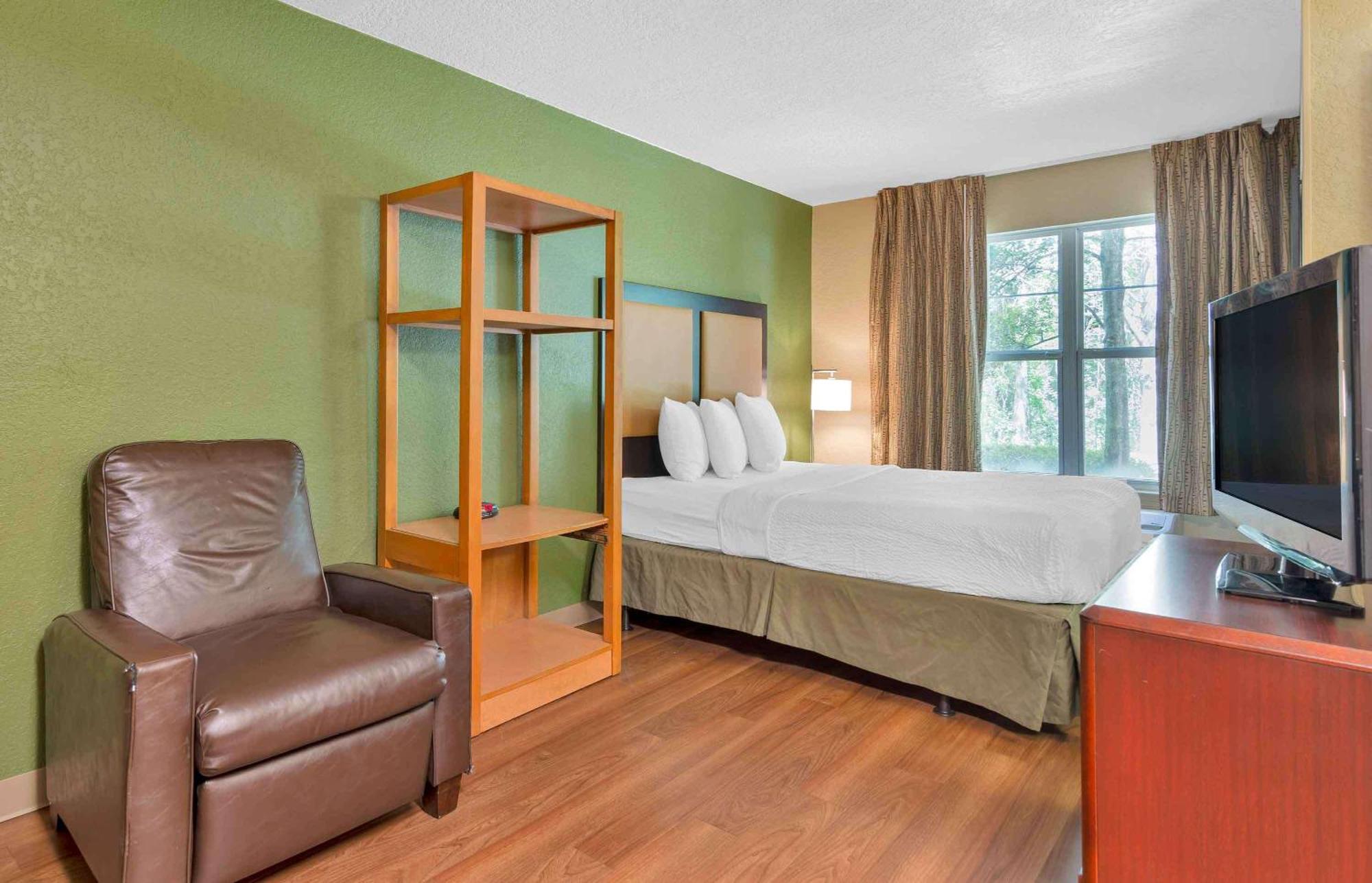 Extended Stay America Select Suites - Orlando - Maitland - Summit Tower Blvd Altamonte Springs Exterior photo